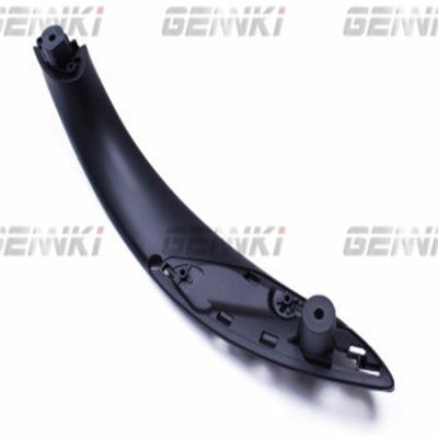 China PC ABS Molding Plastic Car Parts 738H S136 Car Door Handle Replacement for sale