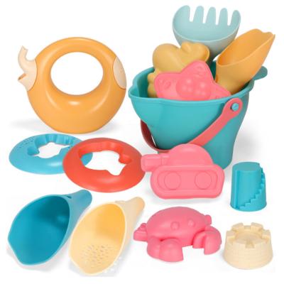 China Mini Sand Digging Shovels Baby Sand Water Play Outdoor Beach Toys Model Kits Toy Set Soft Cute Animal ABS Sand Bucket Wholesale 8PCS for sale