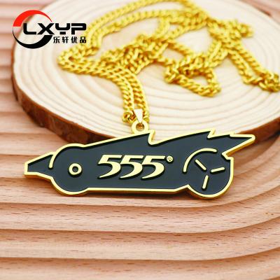 China Global Custom Jewelry Pendant Hot Selling Luxury Yellow Gold Necklace Metal Manufacturer Direct Selling Custom Logo for sale