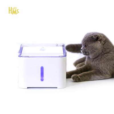 China HMS Cat Smart Pet Drinking Vending Machine Water Bottle Clean Water Fountain and Automatic Electric Pet Healthy for sale