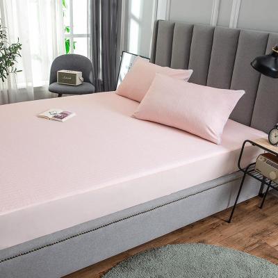 China Waterproof Hypoallergenic Breathable Silky Waterproof Mattress Cover For Hotel for sale