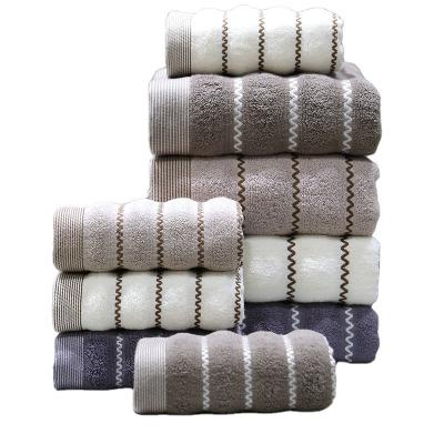 China QUICK DRY Pure Cotton 100% Thick Absorbent Bath Towel 70*140 Hotel Bath Towel for sale