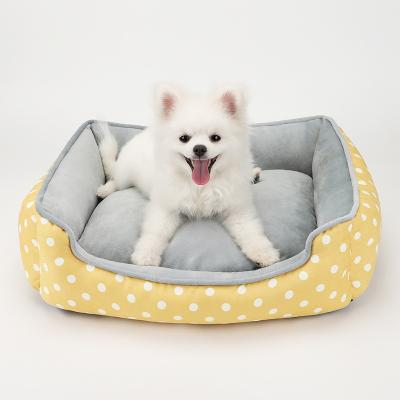 China Breathable Removable Dog Products Super Soft Warm Elegant Quality Soft Triangle Polyester Dog Bed for sale