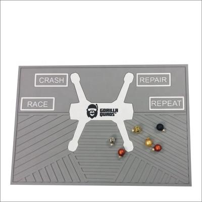 China Tool Anti-Slip Mat Beach Work Repair Rubber Non Slip Mat For Custom Design for sale