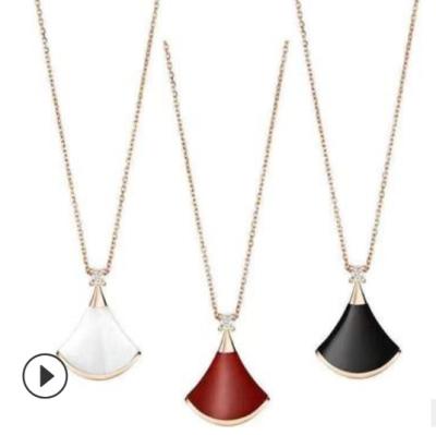 China High Quality S925 Sterling Silver Small White Fritillaria Mouth Clavicle Chain Birthday Gift Propeller-Shaped Hanging Necklace for sale