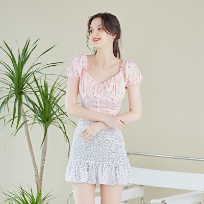 China Breathable Summer Fashion Women Woven Short Sleeve Small Flower Top for sale