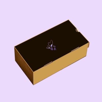 Cina Custom Logo Printing Shoe Box Display Thick Paper Glossy Finish Shoes Packaging Shipping Box in vendita