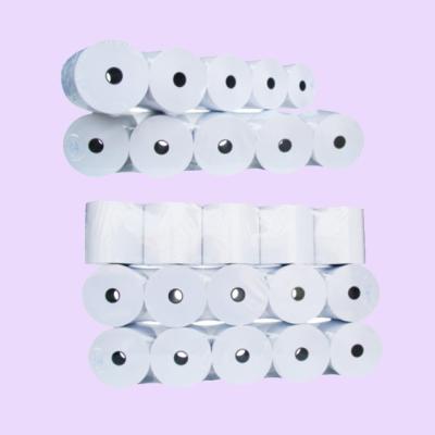 Cina 80*60mm good quality pos paper thermal paper rolls sticker thermal paper With Plastic Core in vendita