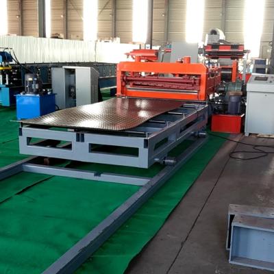 Китай Construction Material Stores Slitting And Production Line Steel Cutting Slitting And Winder Machine продается