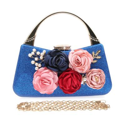 China Eco-friendly Elegant Evening Clutch Wedding Party Ladies Grab Bag Handmade 3D Flower Handbag Metal Handle Purse Bag for sale