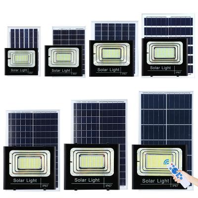 China LIGHTSINCERE Warehouse Outdoor Waterproof High Lumen Solar Flood Light Warm Light Led Solar Flood Light 400w for sale