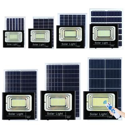 China LIGHTSINCERE WAREHOUSE Waterproof All Die-cast Aluminum Garden 100W LED Outdoor Solar Flood Lights for sale