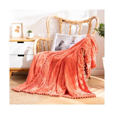 China Skin-Friendly Unique Design Hot Selling Double Sided Blankets Luxury Puffy Polyester Blanket for sale