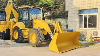 Chine 2020 production JCB 4CX chargeur avec moteur Perkins avec une capacité de seau de 2,5 pieds carrés à vendre