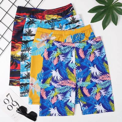 China New Summer Anti-wrinkle Swimming Trunks Men's Beach Pants Cropped Plus Size Plus Size Loose Shorts for sale