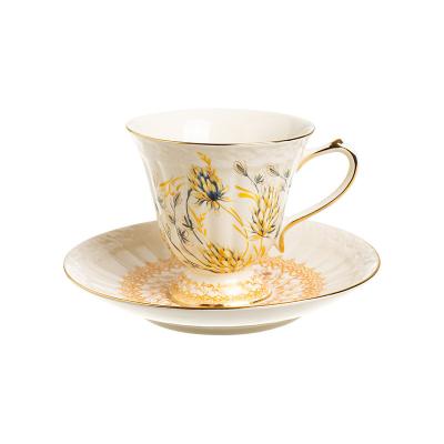 China 2021 New Design Viable Ceramic Tea Cups And Saucers With Gold Flora Porcelain Coffee Cups for sale