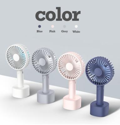 China Hot selling mini plug usb fan with 2000mah battery for sale