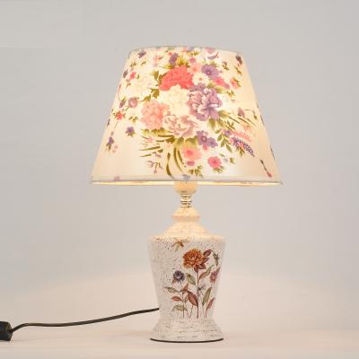 China Beautiful Girls e27 Living Room Bbedroom Flower Ceramic Led Table Reading Lamp Luxury Modern High Quality Decorative Fabric Shade for sale