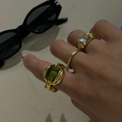 China 2020 Trendy Colorful Couples Chunky Finger Wedding Rings Set Trendy Sale Style Bling 18k Rhinestone Fashion Couples For Women For Party for sale