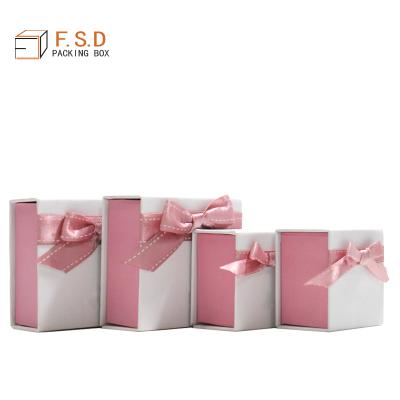 China FSD Handmade Manufacturer High Quality Pink and White Bow Box Paper Packaging Box Jewelry Box for sale