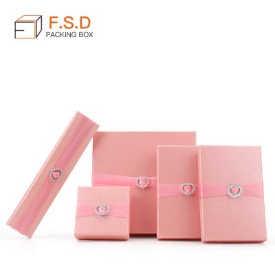 China Custom Hand Made FSD Logo China Elegant Jewelry Paper Box with Silk Ribbon for sale