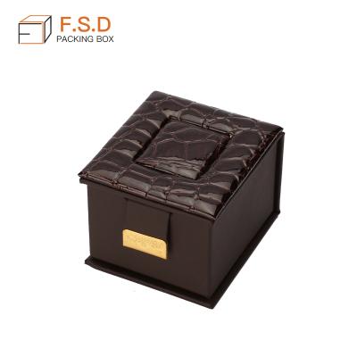 China Handmade Customizable Logo Premium Necklace FSD Leather Jewelry Box for sale