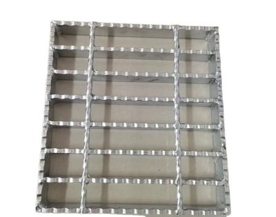 China Industrial Hot Dipped Galvanized Serrated Steel Grating for sale