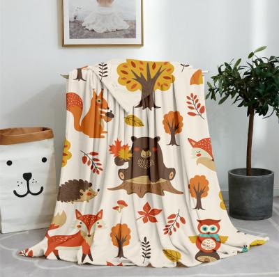 China Customized Polyester Fleece Blanket , Anti pilling 130x150cm Polar Fleece Comforter for sale