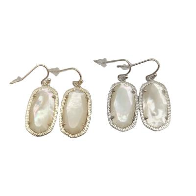 China FASHIONABLE export shellfish powder plain oval oval white gold and silver two color earrings for sale