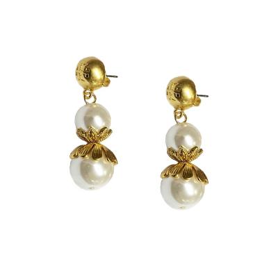 China FASHIONABLE wholesale freshwater pearl earrings temperament fashion trend TB Europe female accessories gift for sale