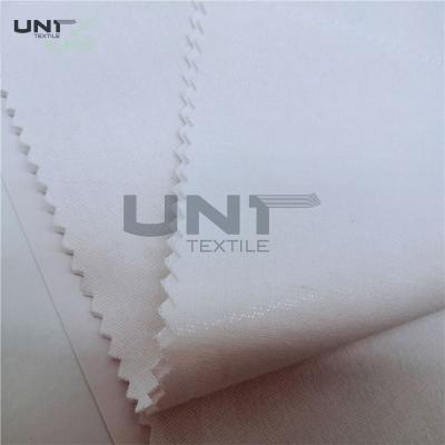 Chine Collier adhésif fusible non tissé de LDPE interlignant pour le vêtement à vendre