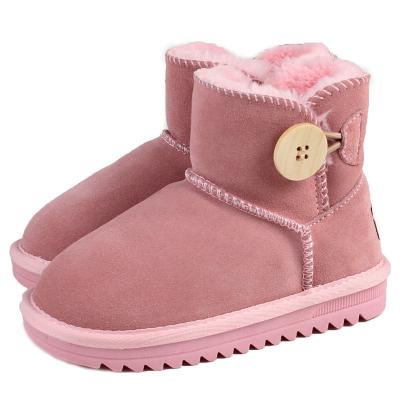 China Large Anti-slippery Buckwheat Breathable Leather Winter Boots for sale