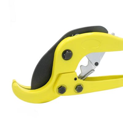 China Carbon Steel Plumbing Pipe Cutter HTJ63B With Blister Card OEM Acceptable for sale