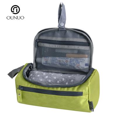 China 2021 Best Quality Eco - Friendly Oxford Zipper Travel Cosmetic Bag for sale