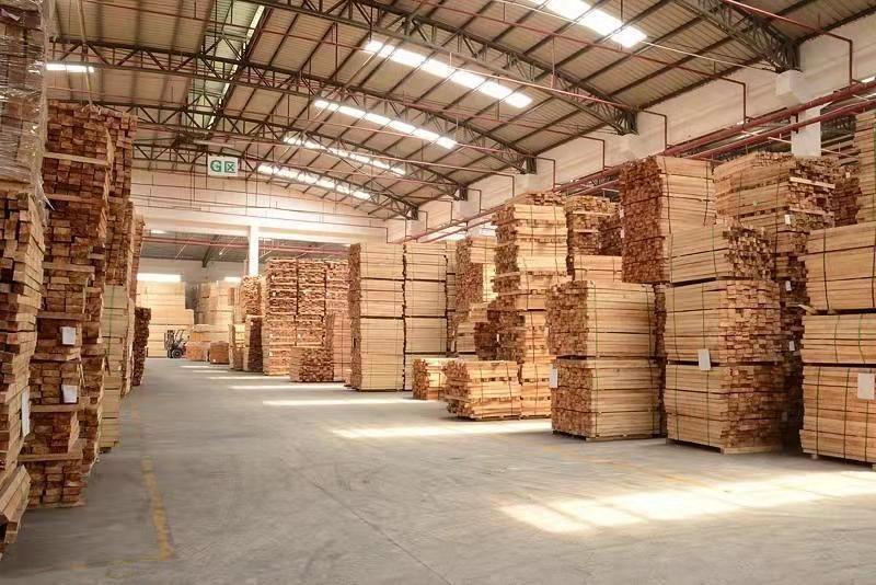 Verified China supplier - Dalian Squirrel Wood Industry Co., Ltd.