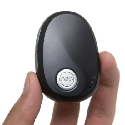 China Personal Tracking and Safety Care Most Popular IP67 Waterproof GPS Tracker Mini 4G LTE GPS Grade Personal Device for sale