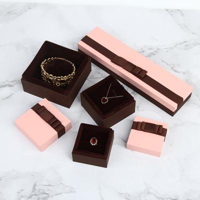 China Jewelry Package Jewelry Paper Box Manufacturers Spot Wholesale Luxury Bracelet Box Jewelry Box Custom Logo for sale