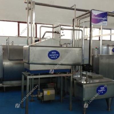 China materielle Werkzeugmaschine-halb automatische Milch-Werkzeugmaschine der Molkerei316l zu verkaufen