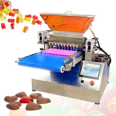 China Handcrafted Fruit Candy Table Gummy Machine Supplier for sale