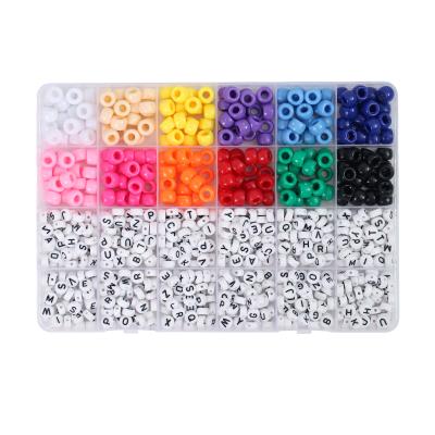 China Pony Beads 840pcs DIY Bead Kits Pony Plastic Beads Letter Acrylic Beads For Jewelry Making for sale