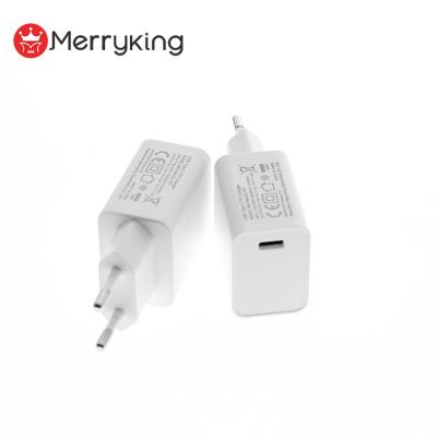 China Universal USB-C Adapter PD Charger MP3/MP4 Player CE Approval 100-240VAC 50/60Hz Type-C Input Adapter for sale