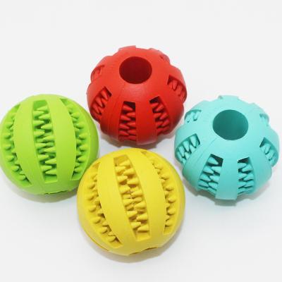 China Viable Factory Wholesale IQ Dog Treat Ball Chew Toy Pet Toys Dog Tooth Cleaning Balls for sale