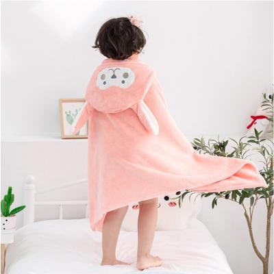 China Microfiber Kids Cartoon Poncho Terry Bath Towel Custom Logo 70*140cm Kids Bath Beach Wrap QUICK DRY Soft Towels With Hood for sale