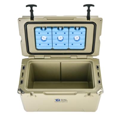 China OEM Waterproof 35L Rotomolded Cooler Boxes For Car Ice Chest for sale