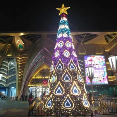 China Amazing and fancy creative giant Christmas tree with peacock feather light effect for sale