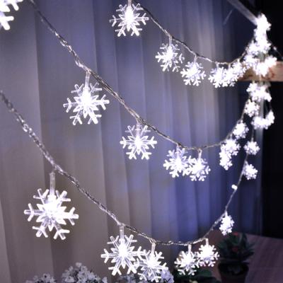 China Indoor and Outdoor Christmas Decoration LED Snowflake String Lights for Christmas Indoor Decoration for sale