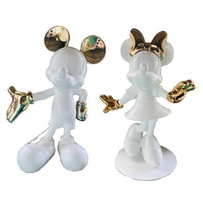 China Europe Fashion Brand Hot-selling 1.0 Meter Height Plated Fiberglass Micky&Minnie Statues For Window Art Gallery Display for sale