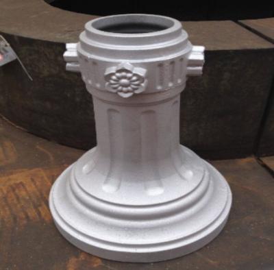 China Garden Outdoor Cast Aluminum Lightweight Post Base Malleable Street Light Post Base for sale