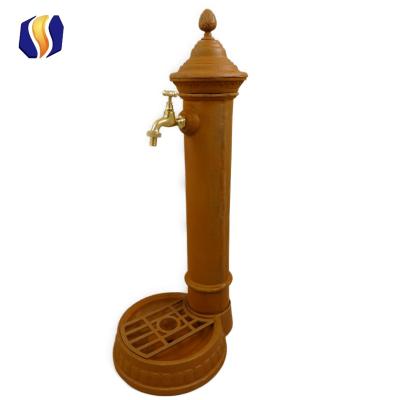 China Antique cast iron outdoor water fountain with high quality on sale for sale