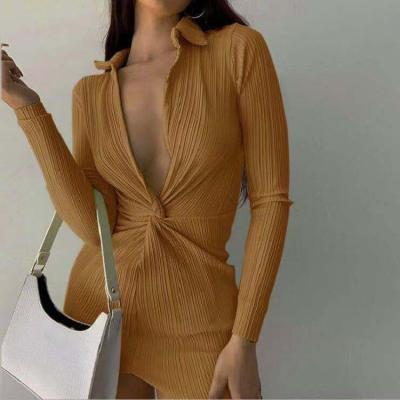 China 2021 Autumn New Fashion Women's Anti-Static Anti-Static Solid Color Pleated Collar Long-sleeved Quilting Dress for sale